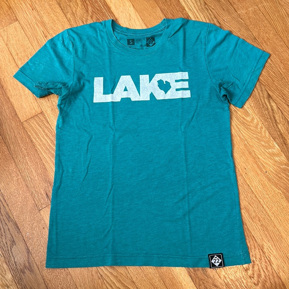 M22 tshirt- blue/green color